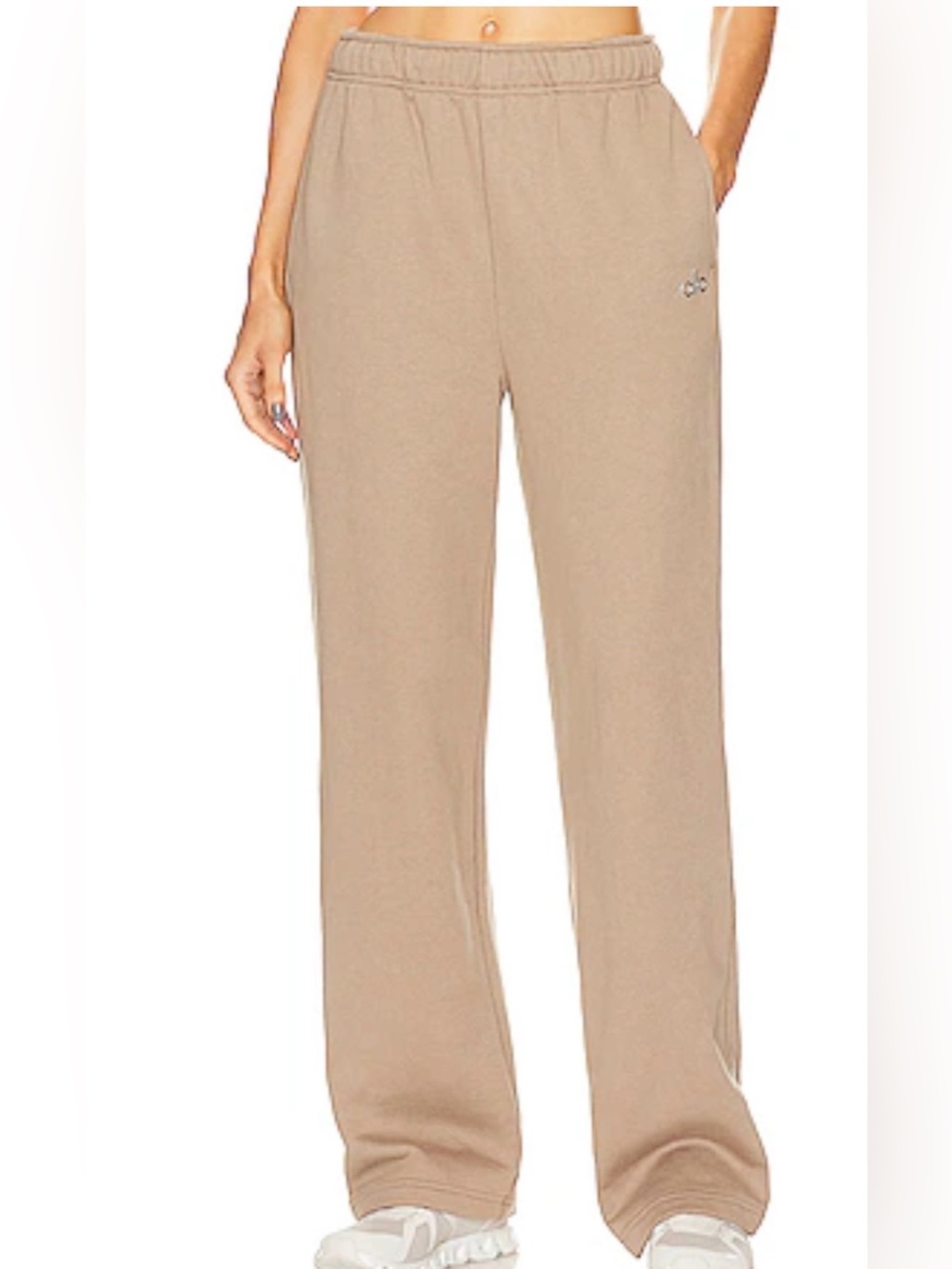ALO Yoga Wide-Leg Track Pants in Tan